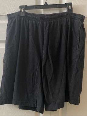 Men's Black Elastic-Waist Casual Shorts